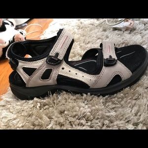 Ecco Yucatán sandals